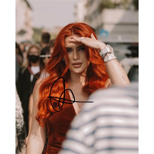    -  Bella Thorne -   ,  ,  , , ,  2025  849