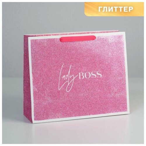    Lady boss, M 32 ? 26 ? 12  724