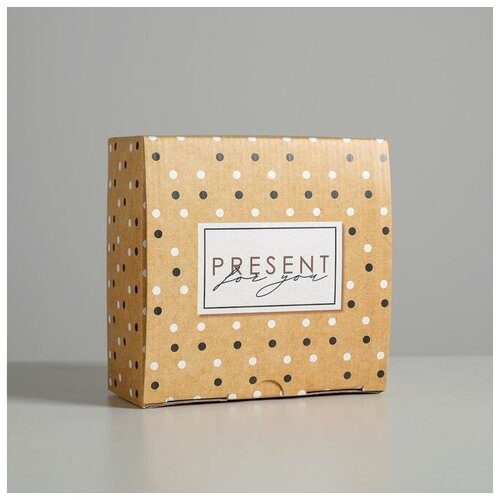     Present, 15 x 15 x 7  142