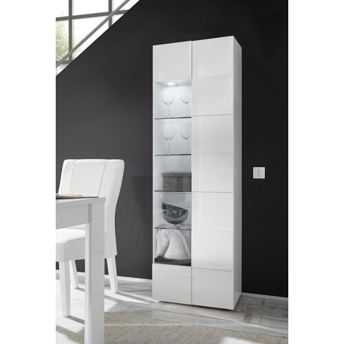 ������� 1 ������� ��� ������ Dama. ������� � 60� � 187� � 42 70980�